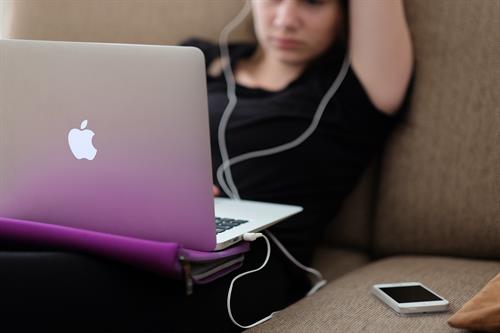 Students should find a comfortable study space. Students should find a comfortable study space.